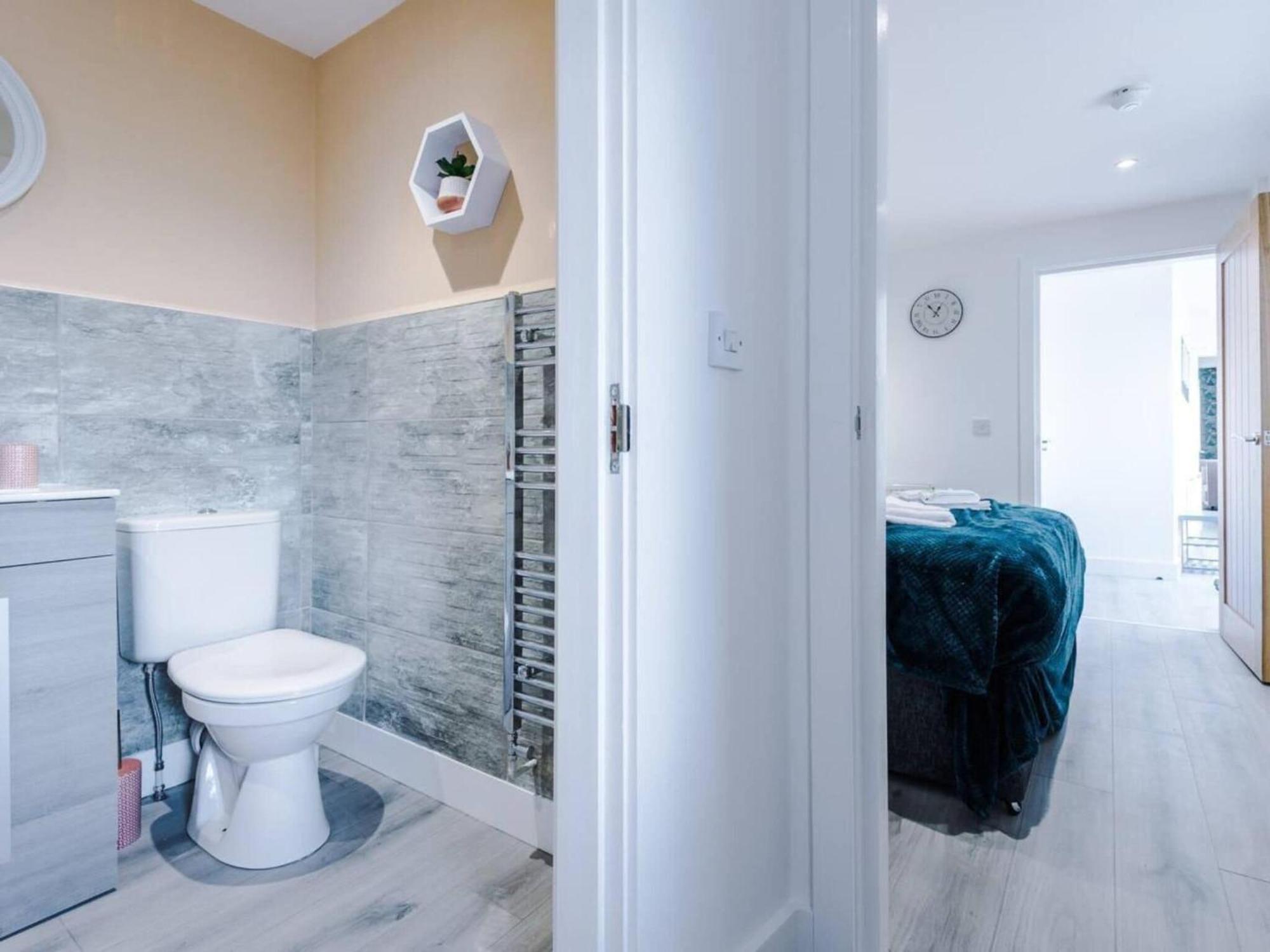 The Ecclesian Deluxe Apartments Near Trafford Centre Eccles Train Station Manchester Kültér fotó