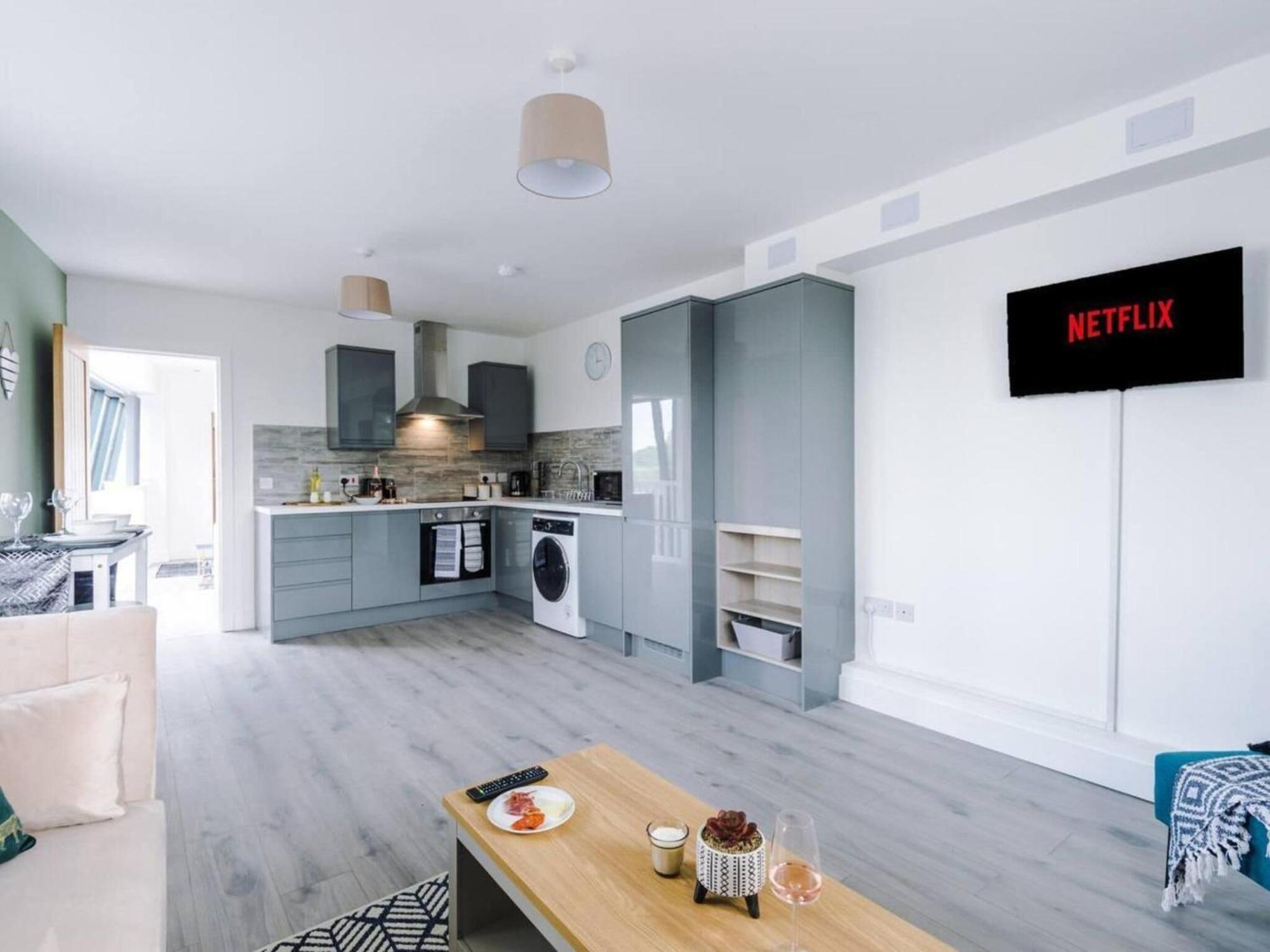 The Ecclesian Deluxe Apartments Near Trafford Centre Eccles Train Station Manchester Kültér fotó