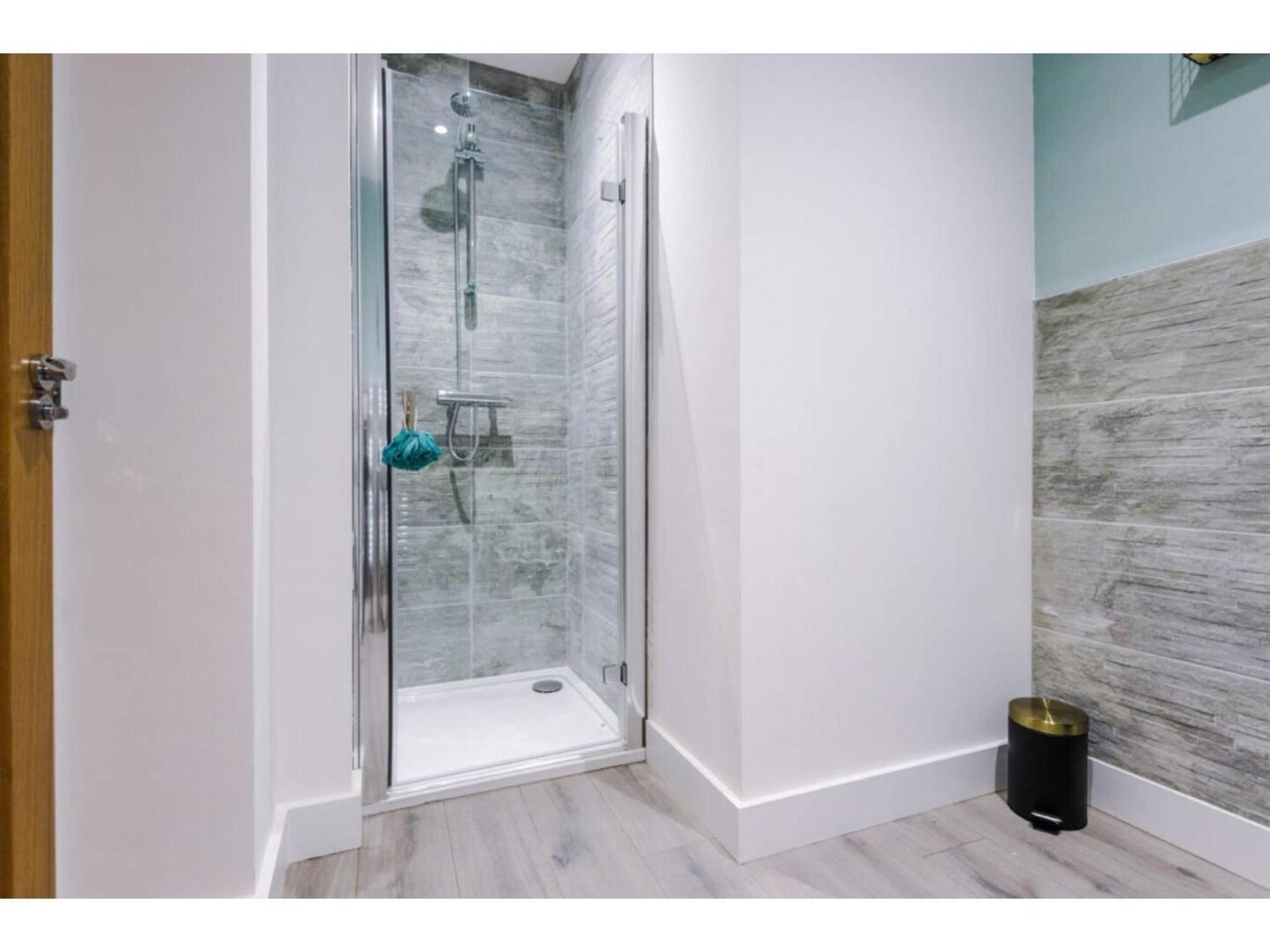 The Ecclesian Deluxe Apartments Near Trafford Centre Eccles Train Station Manchester Kültér fotó