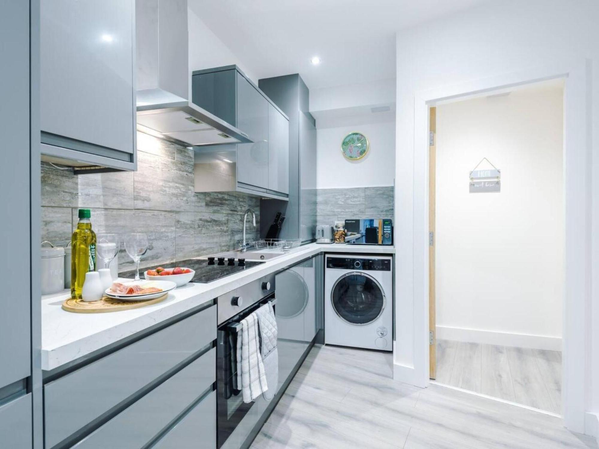 The Ecclesian Deluxe Apartments Near Trafford Centre Eccles Train Station Manchester Kültér fotó
